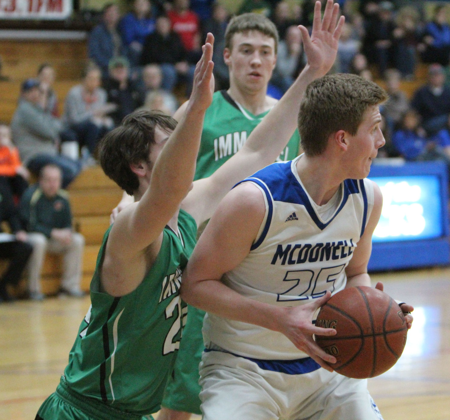 Eau Claire Immanuel at McDonell boys basketball 3-2-18